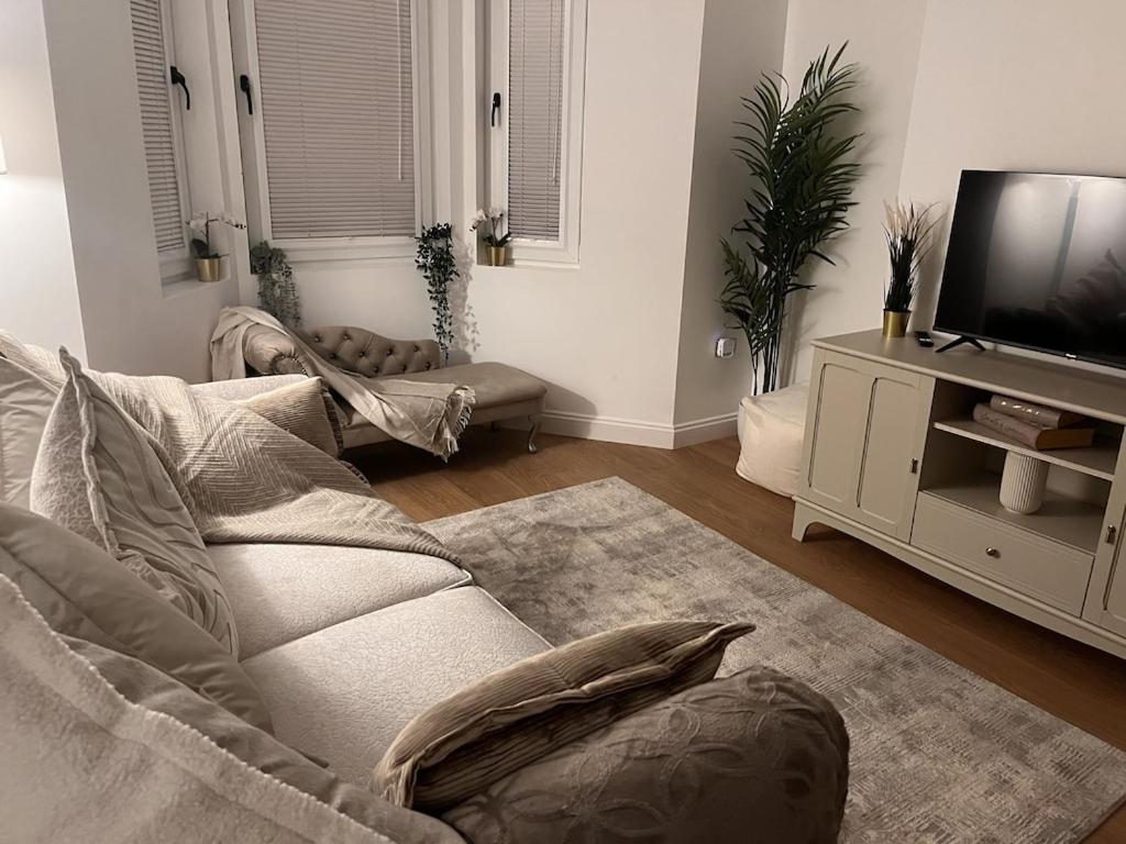 Gorgeous 2 Floor 3 Bed Apartment St Leonards-on-Sea Buitenkant foto