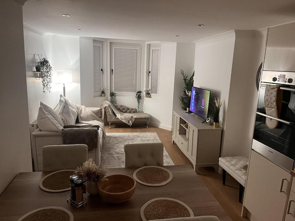 Gorgeous 2 Floor 3 Bed Apartment St Leonards-on-Sea Buitenkant foto